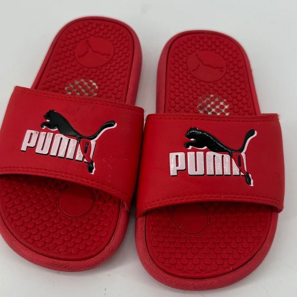 Puma Cool Cat Red Slides Kids Youth Size 13 Slip On Athletic Sandals
